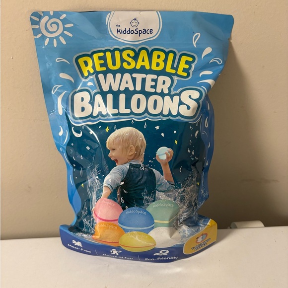 New reusable water balloons - Picture 1 of 3